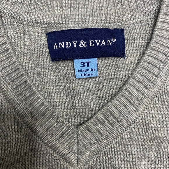 ANDY & EVAN Boys Sweater Vest - Picture 2 of 4